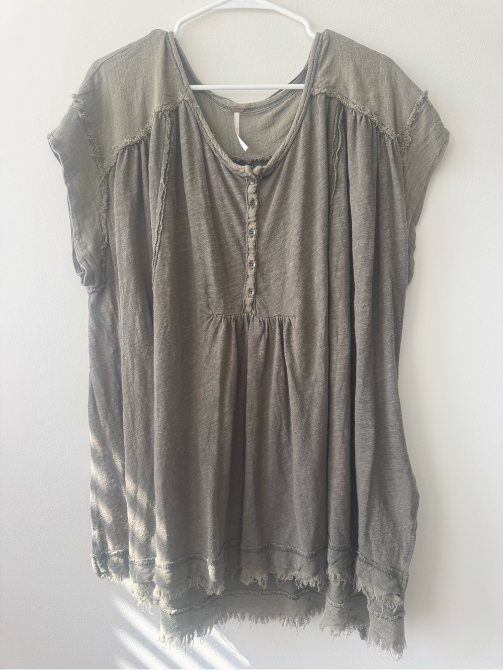 Free People Lagenlook Oversized Relaxed Olive Green Henley Tunic Top Sz L Linen